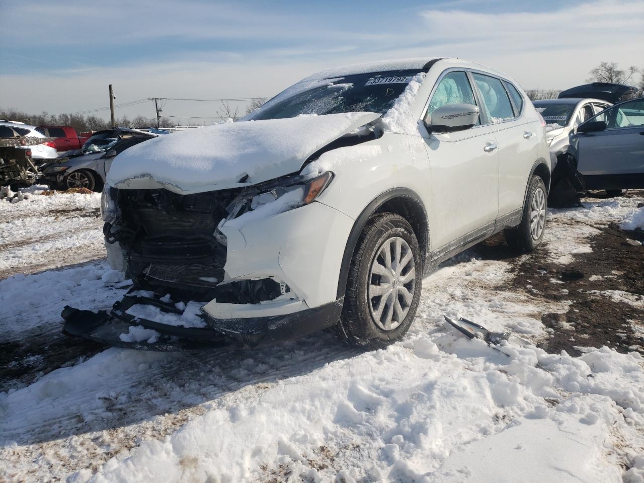 Photo 2 from auction – 2015 NISSAN ROGUE S with VIN 5N1AT2MV2FC860692