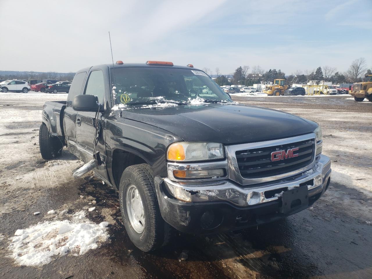 GMC NEW SIERRA 2003 z numerem VIN 2GTEK19T231249136 - Zdjęcie z aukcji