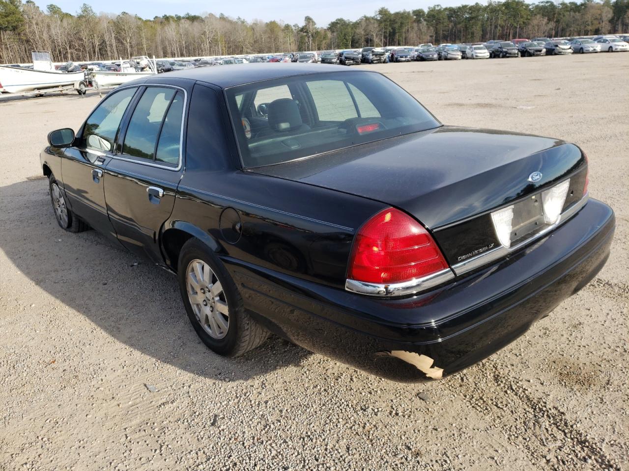 Photo 3 from auction – 2007 FORD CROWN VICT with VIN 2FAHP74V97X139879
