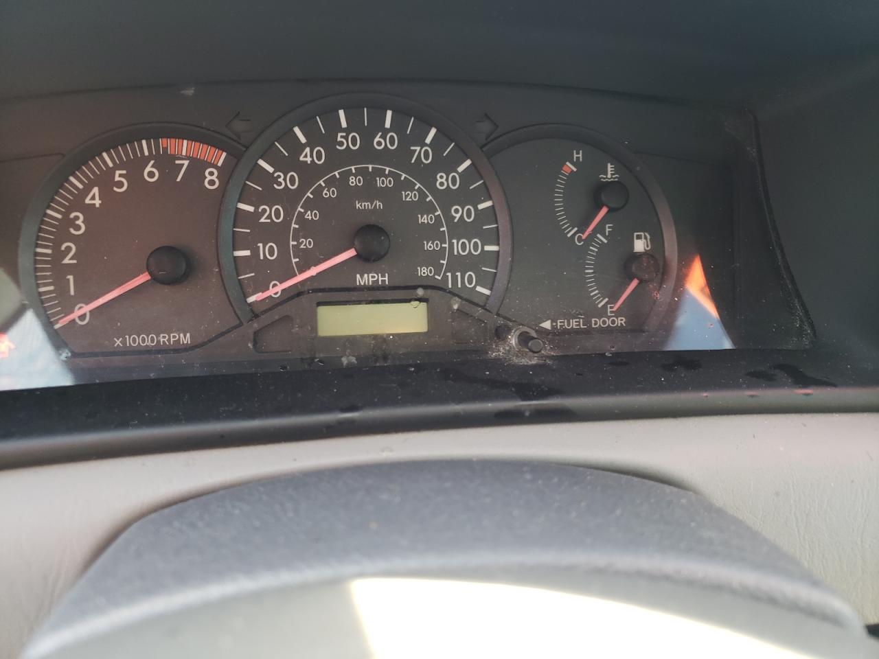Photo 8 from auction – 2005 TOYOTA COROLLA CE with VIN 1NXBR32E15Z440409