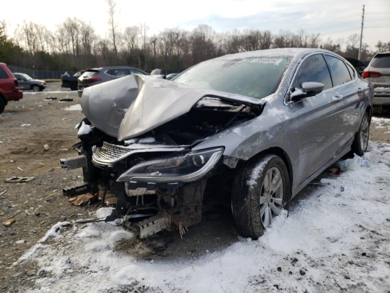 Photo 2 from auction – 2015 CHRYSLER 200 LIMITE with VIN 1C3CCCAB1FN649053