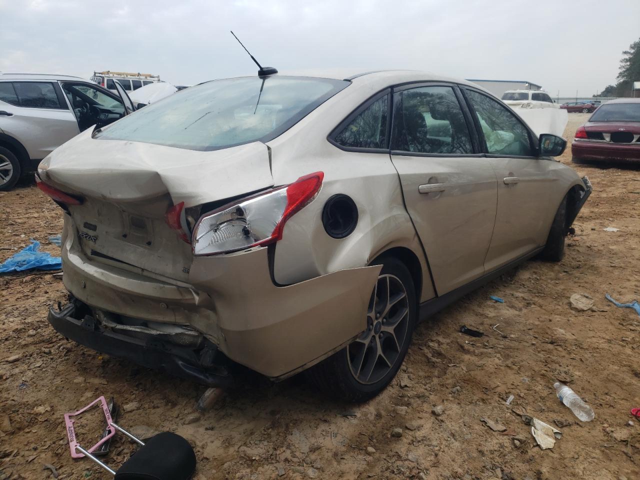 Photo 4 from auction – 2017 FORD FOCUS SEL with VIN 1FADP3H20HL241030