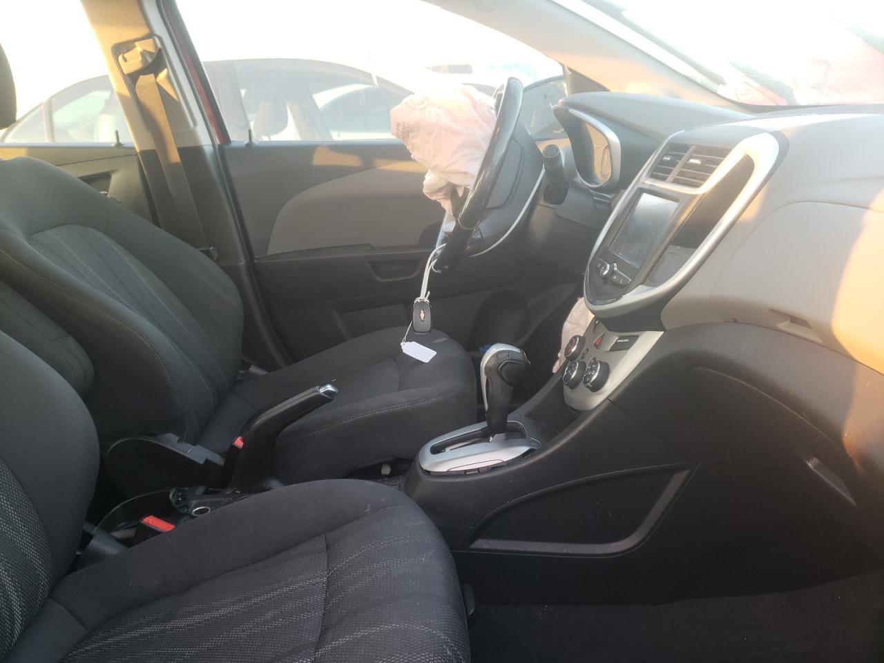 Photo 5 from auction – 2017 CHEVROLET SONIC LT with VIN 1G1JD5SH8H4122031