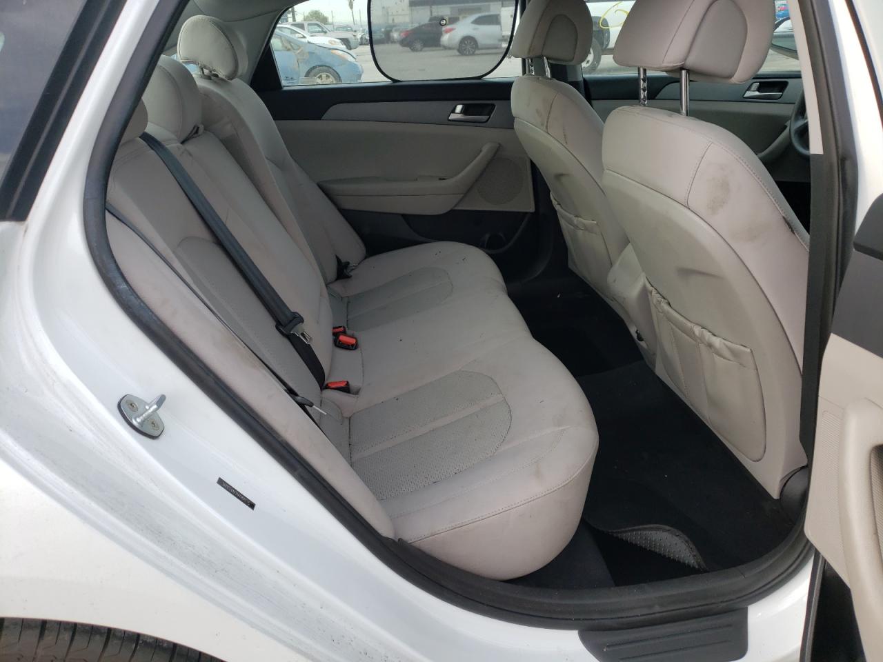 Photo 6 from auction – 2017 HYUNDAI SONATA SE with VIN 5NPE24AF1HH484575