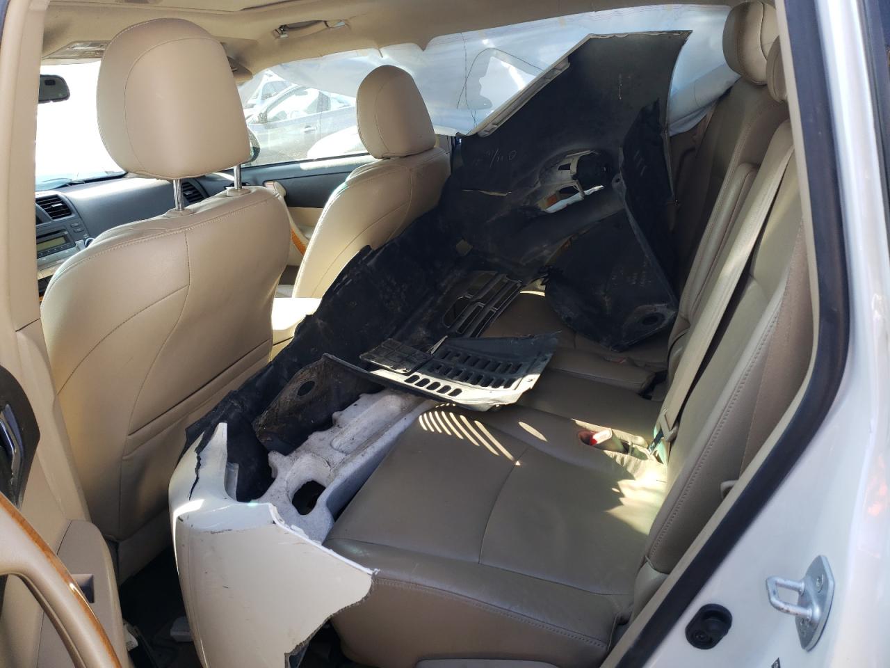 Photo 6 from auction – 2010 TOYOTA HIGHLANDER with VIN JTEJW3EH8A2040895