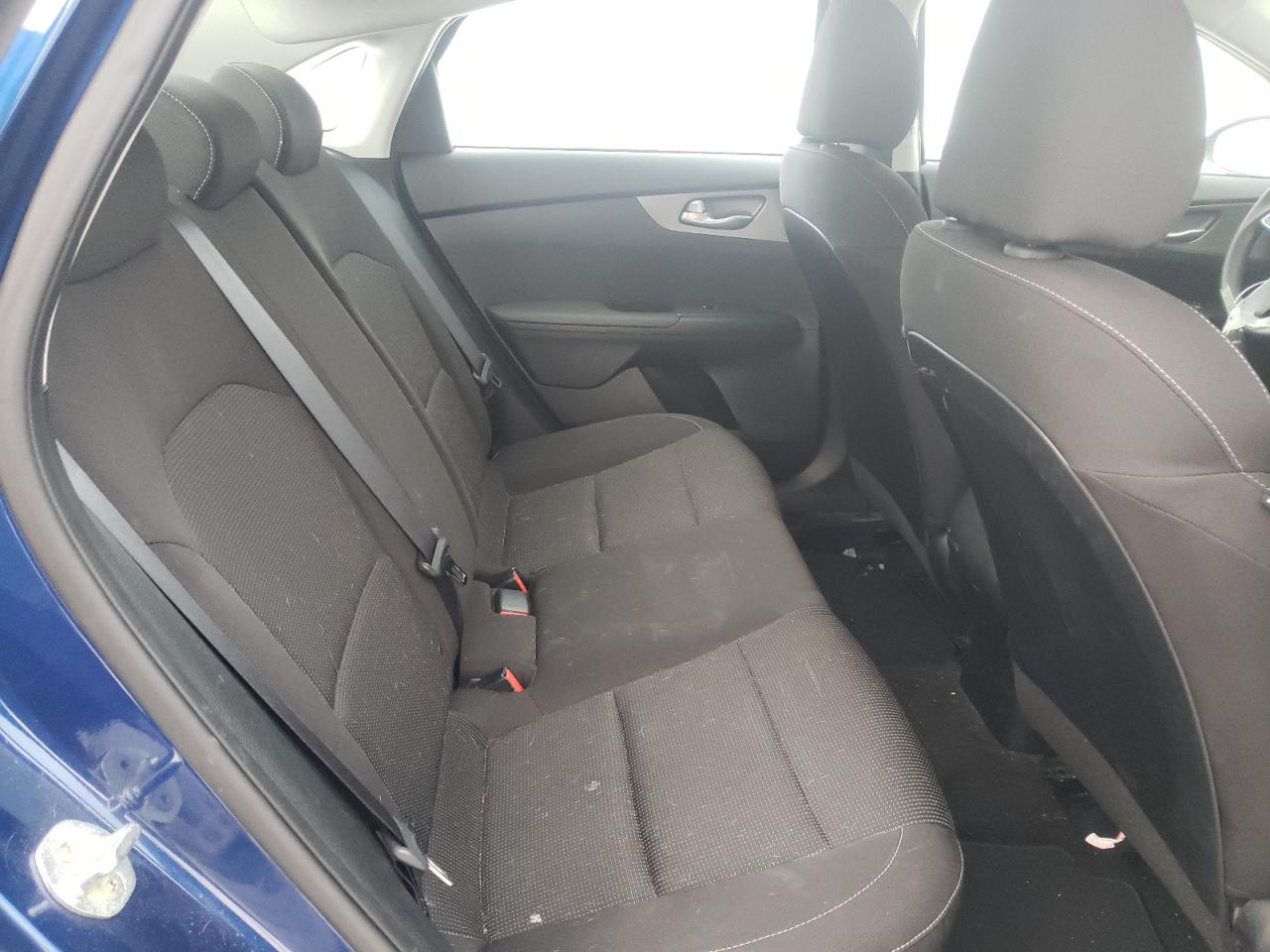 Photo 6 from auction – 2019 KIA FORTE FE with VIN 3KPF24AD0KE009384