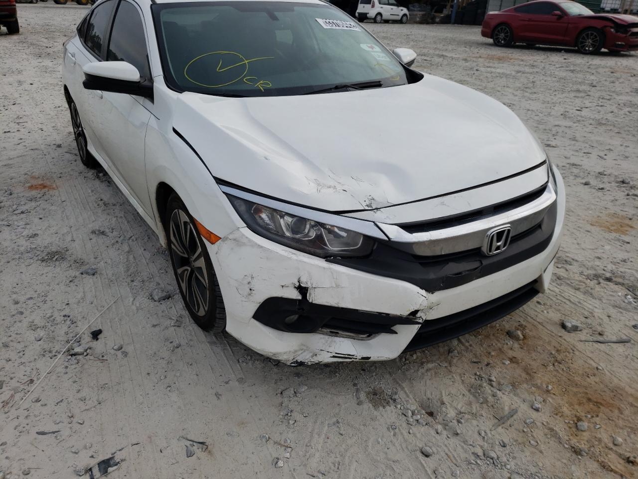 Photo 9 from auction – 2017 HONDA CIVIC EXL with VIN 2HGFC1F70HH648619