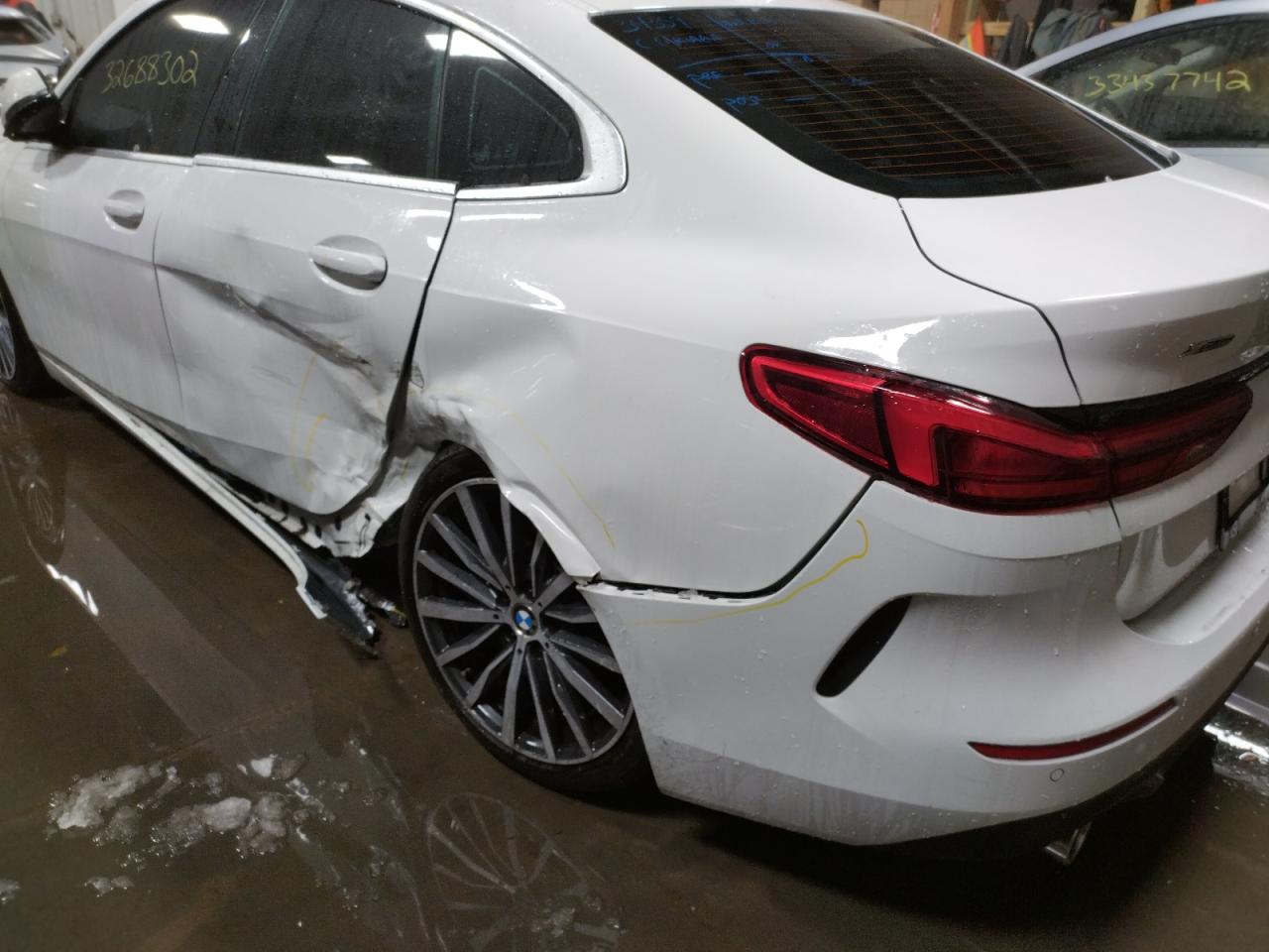 Zdjęcie 9 z aukcji – 2021 BMW 228XI z VIN WBA73AK03M7G34425