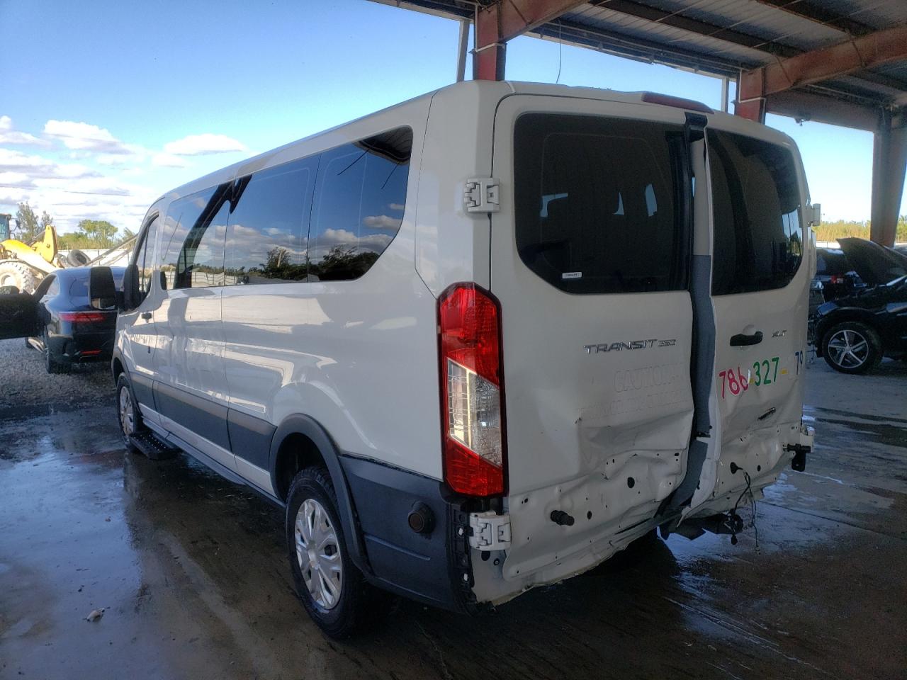 Photo 3 from auction – 2017 FORD TRANSIT T- with VIN 1FBZX2ZM2HKA23398
