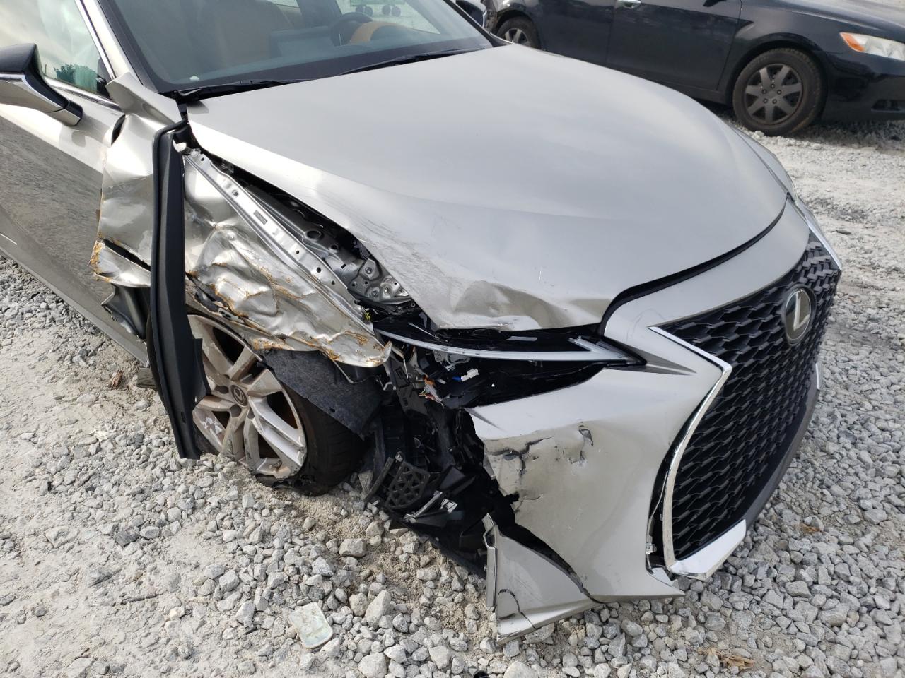 Photo 9 from auction – 2021 LEXUS IS with VIN JTHAA1D27M5116791
