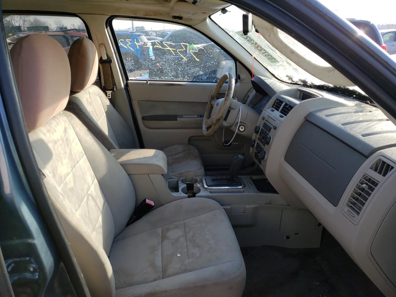 Photo 5 from auction – 2010 FORD ESCAPE XLT with VIN 1FMCU0D76AKD15847