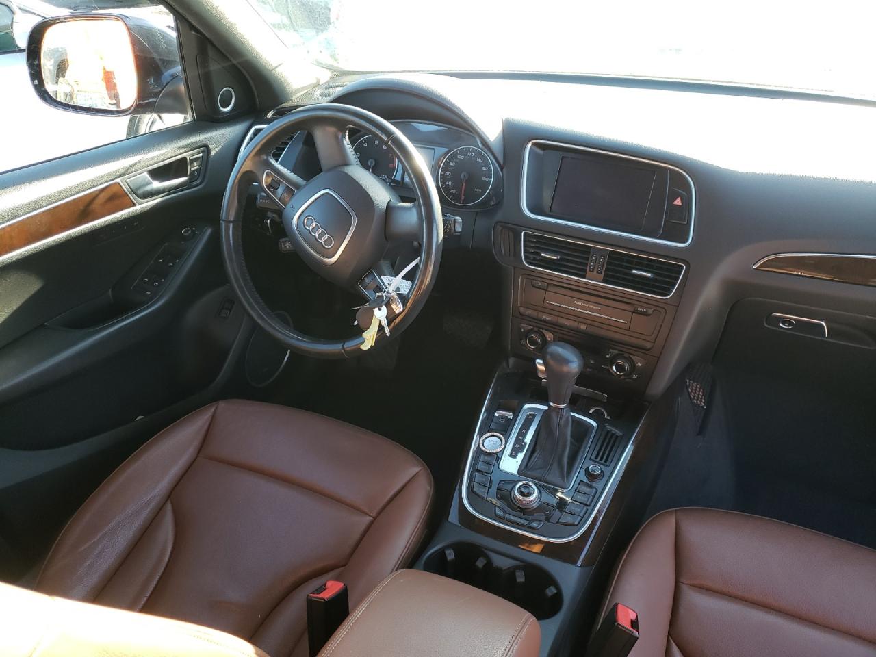 Photo 9 from auction – 2012 AUDI Q5 PREMIUM with VIN WA1LFAFP0CA031344