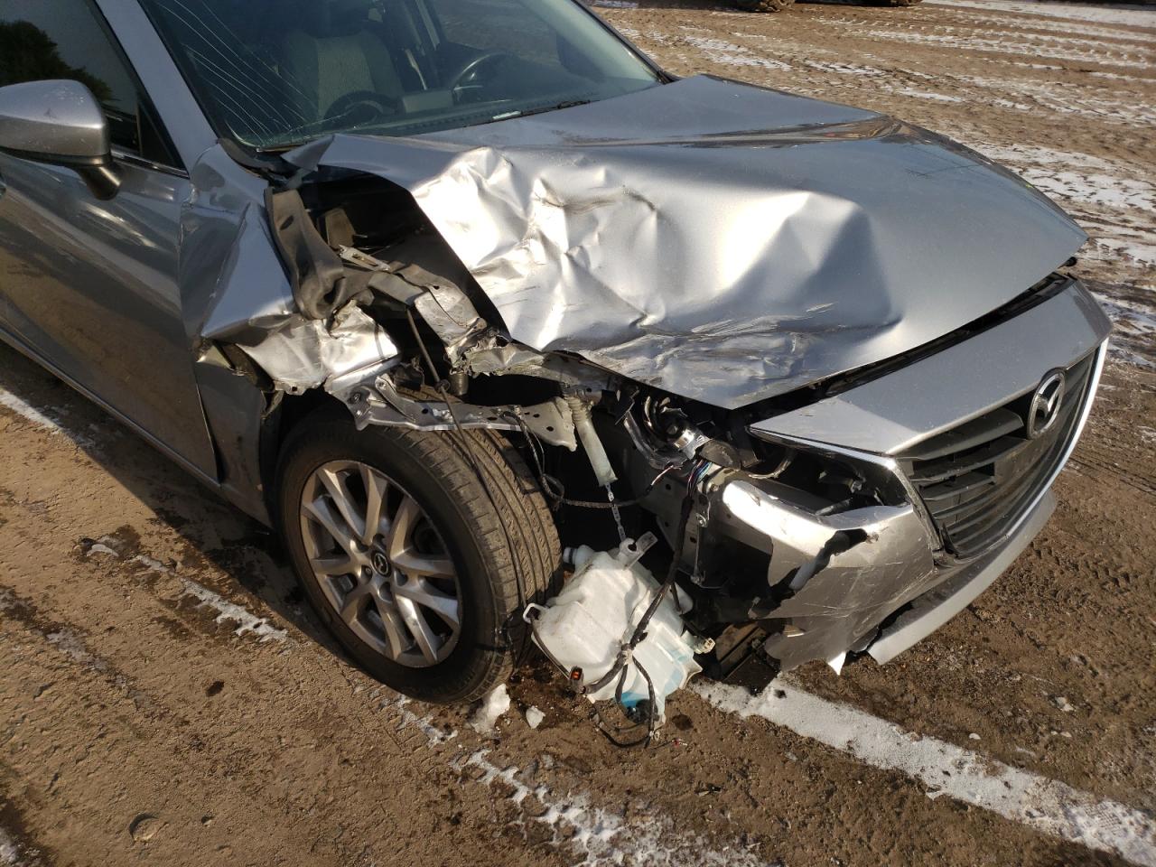 Photo 9 from auction – 2014 MAZDA 3 TOURING with VIN JM1BM1V78E1140503