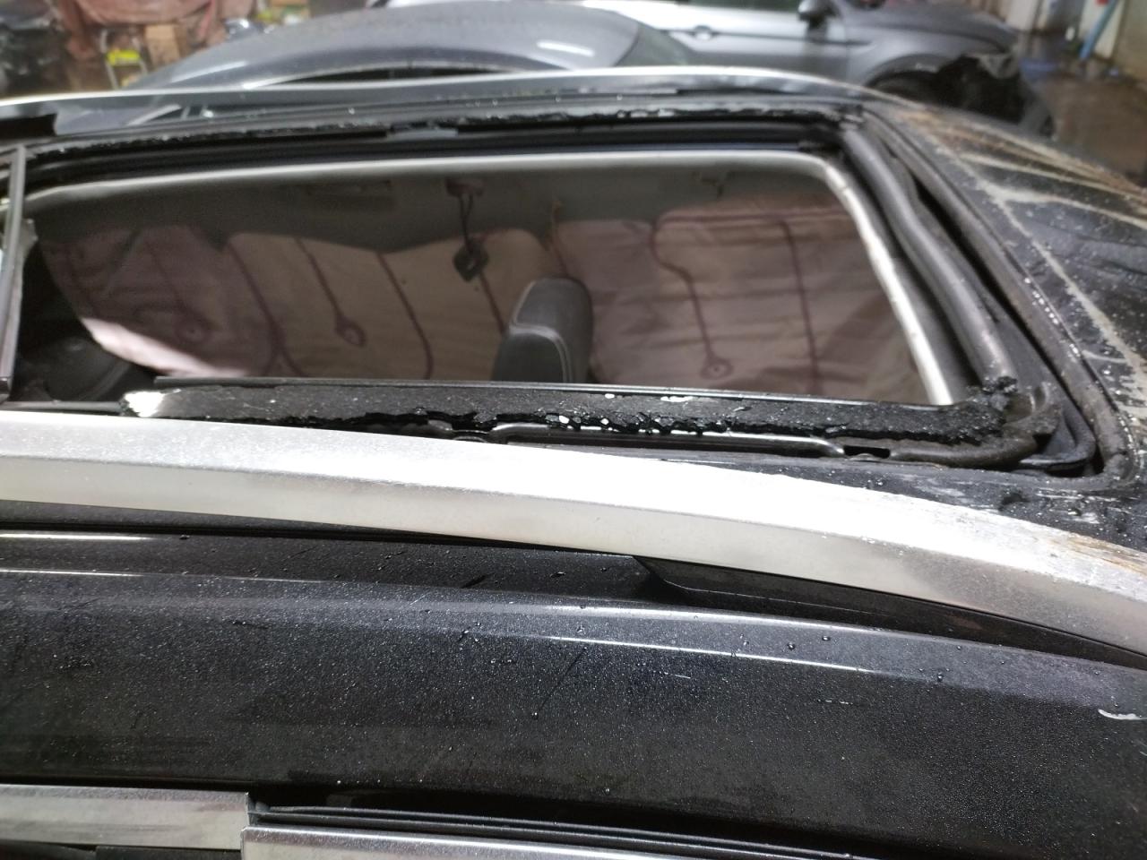 Photo 9 from auction – 2012 CADILLAC SRX PERFOR with VIN 3GYFNEE34CS510158
