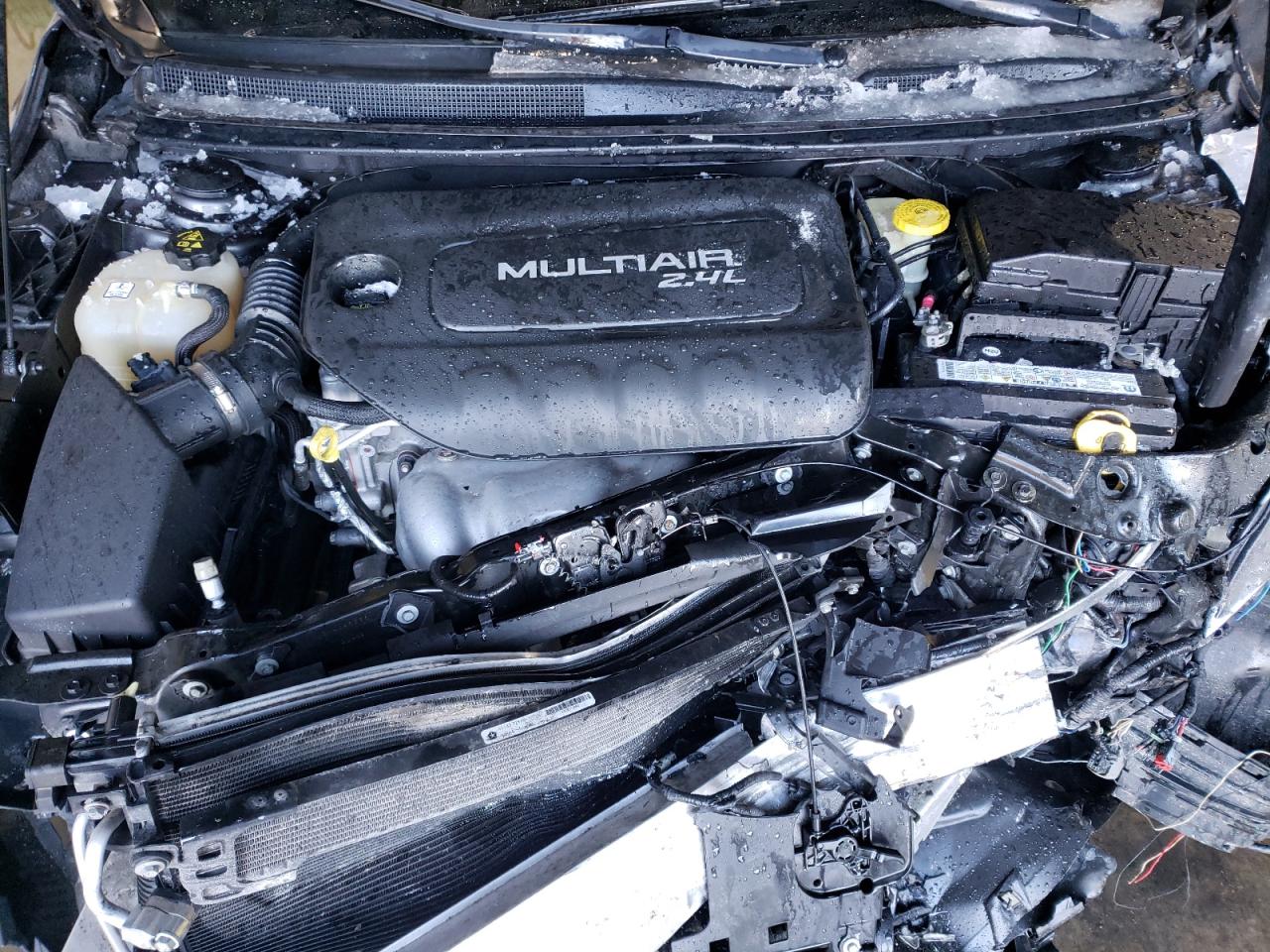 Photo 7 from auction – 2016 CHRYSLER 200 LIMITE with VIN 1C3CCCAB7GN176096