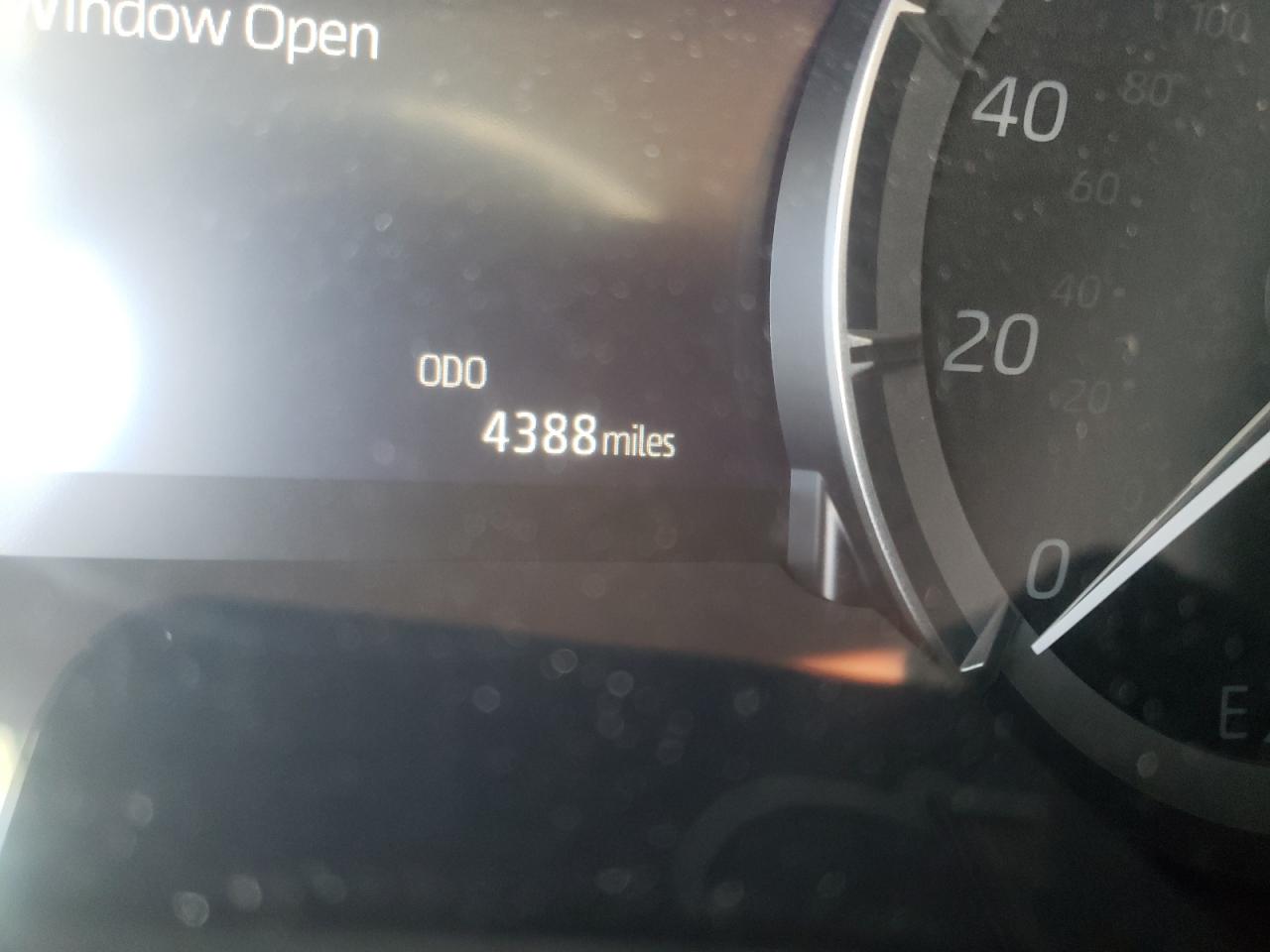 Photo 8 from auction – 2021 TOYOTA HIGHLANDER with VIN 5TDGZRBH6MS110727