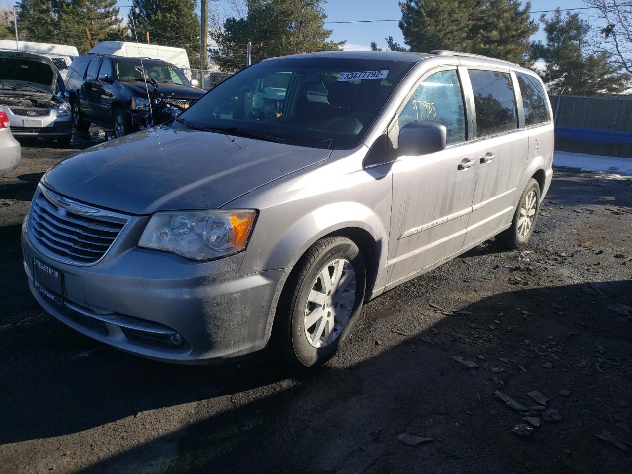 Photo 2 from auction – 2013 CHRYSLER TOWN & COU with VIN 2C4RC1BG3DR808417