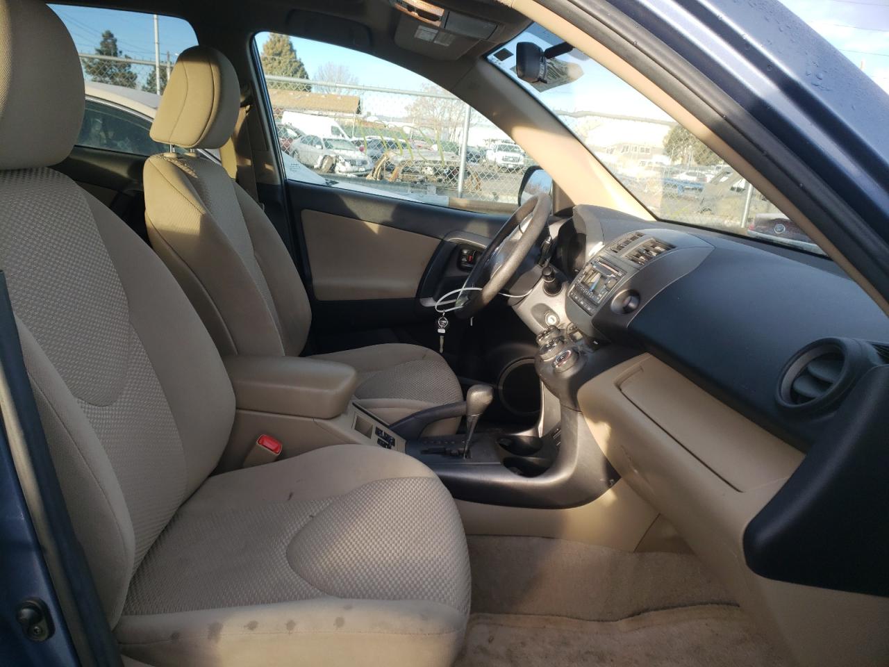 Zdjęcie 5 z aukcji – 2012 TOYOTA RAV4 z VIN 2T3ZF4DV8CW129123