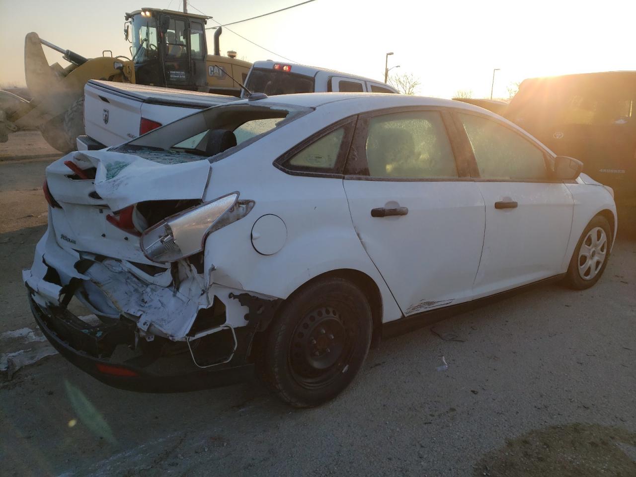 Photo 4 from auction – 2016 FORD FOCUS S with VIN 1FADP3E26GL336260