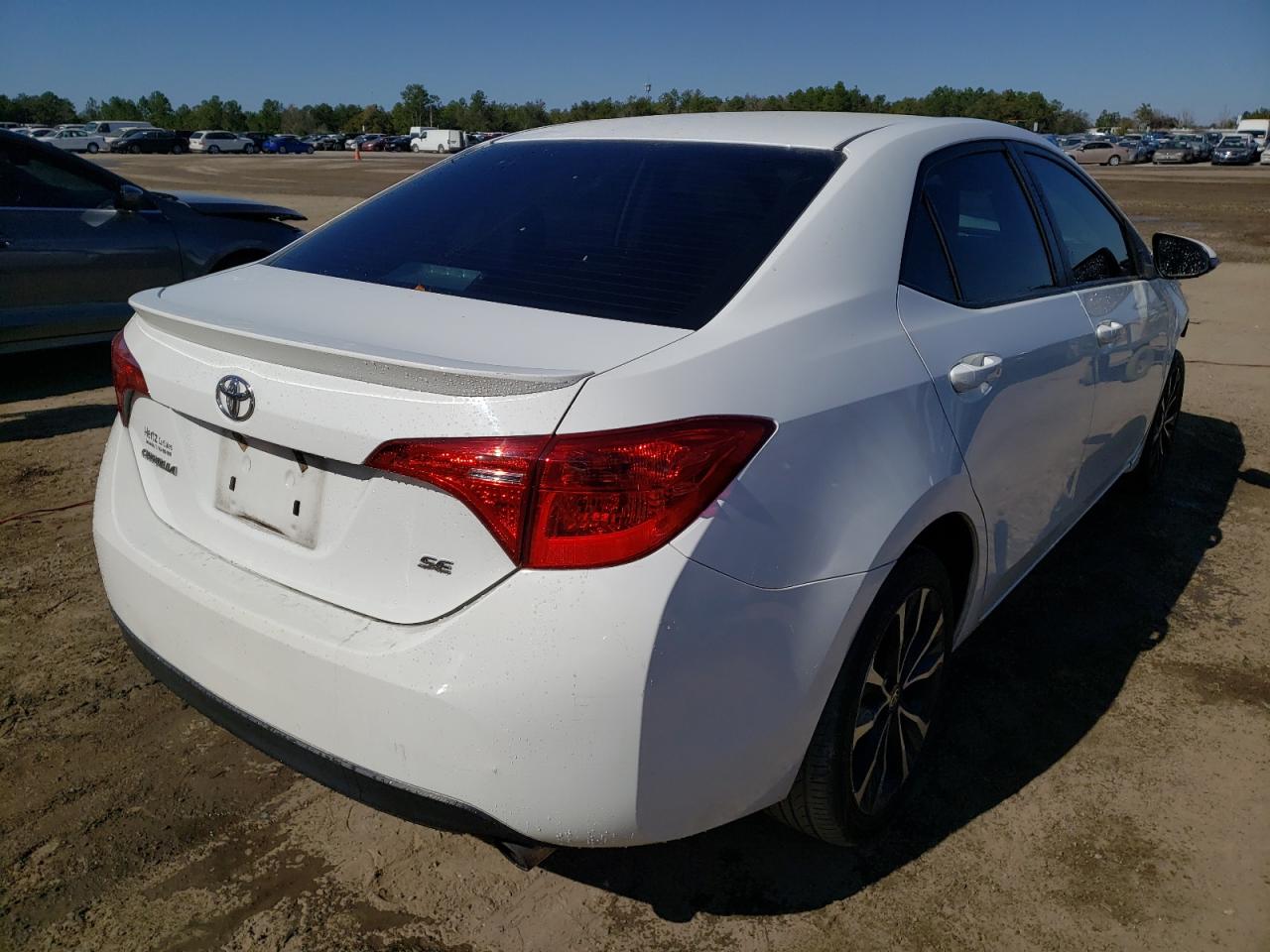 Photo 4 from auction – 2017 TOYOTA COROLLA L with VIN 5YFBURHE7HP643934