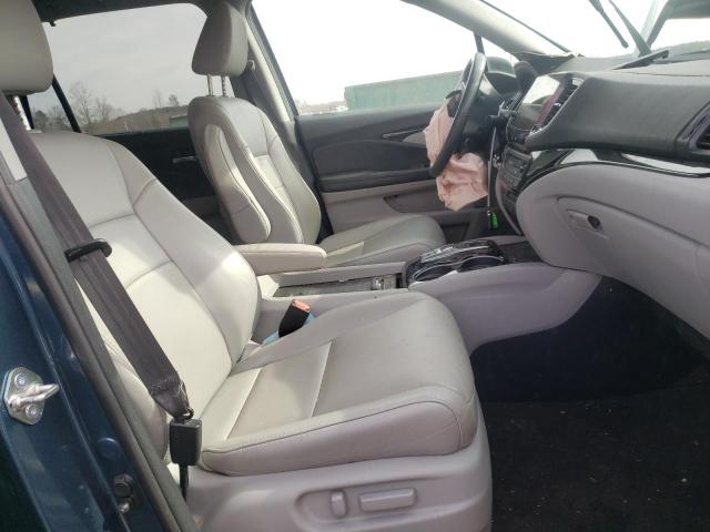 Photo 5 from auction – 2019 HONDA PILOT TOUR with VIN 5FNYF5H97KB027346