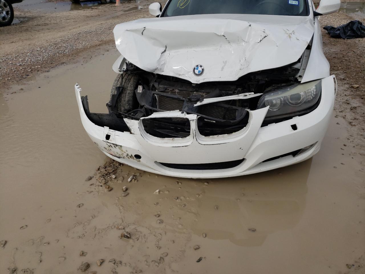 Photo 9 from auction – 2011 BMW 335 XI with VIN WBAPL5C55BA921750