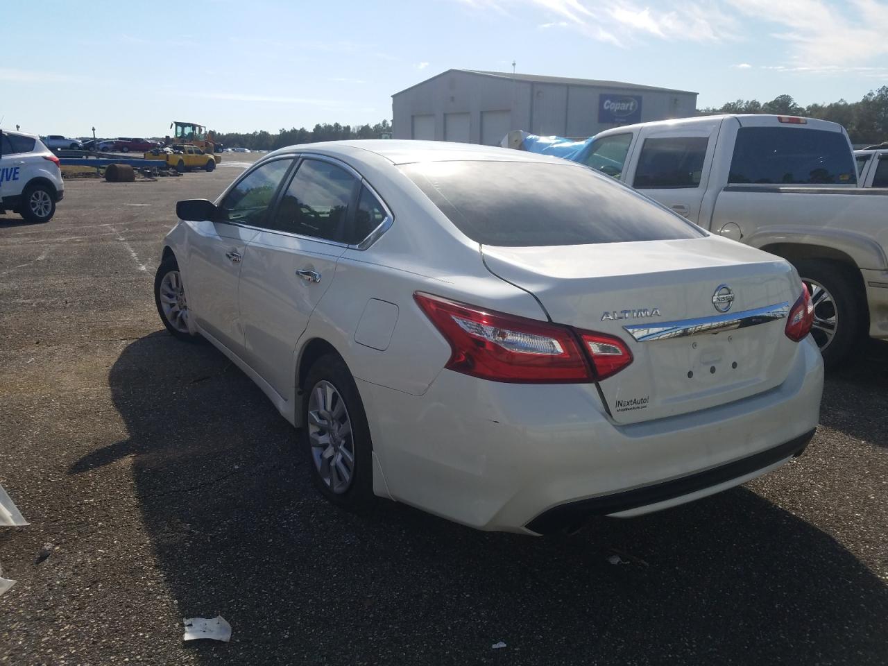 Photo 3 from auction – 2017 NISSAN ALTIMA 2.5 with VIN 1N4AL3AP8HC180952