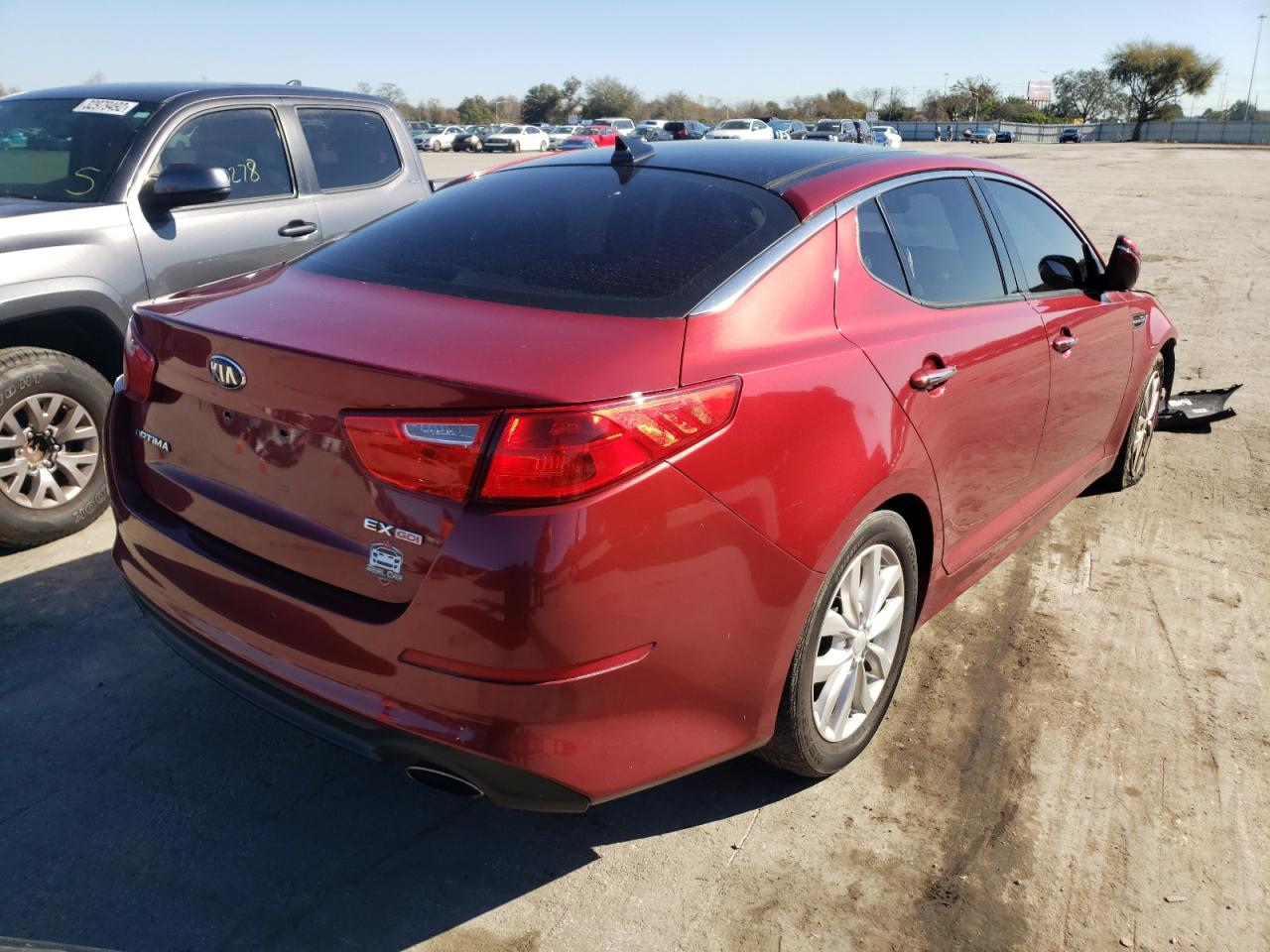 Photo 4 from auction – 2014 KIA OPTIMA EX with VIN 5XXGN4A78EG268304