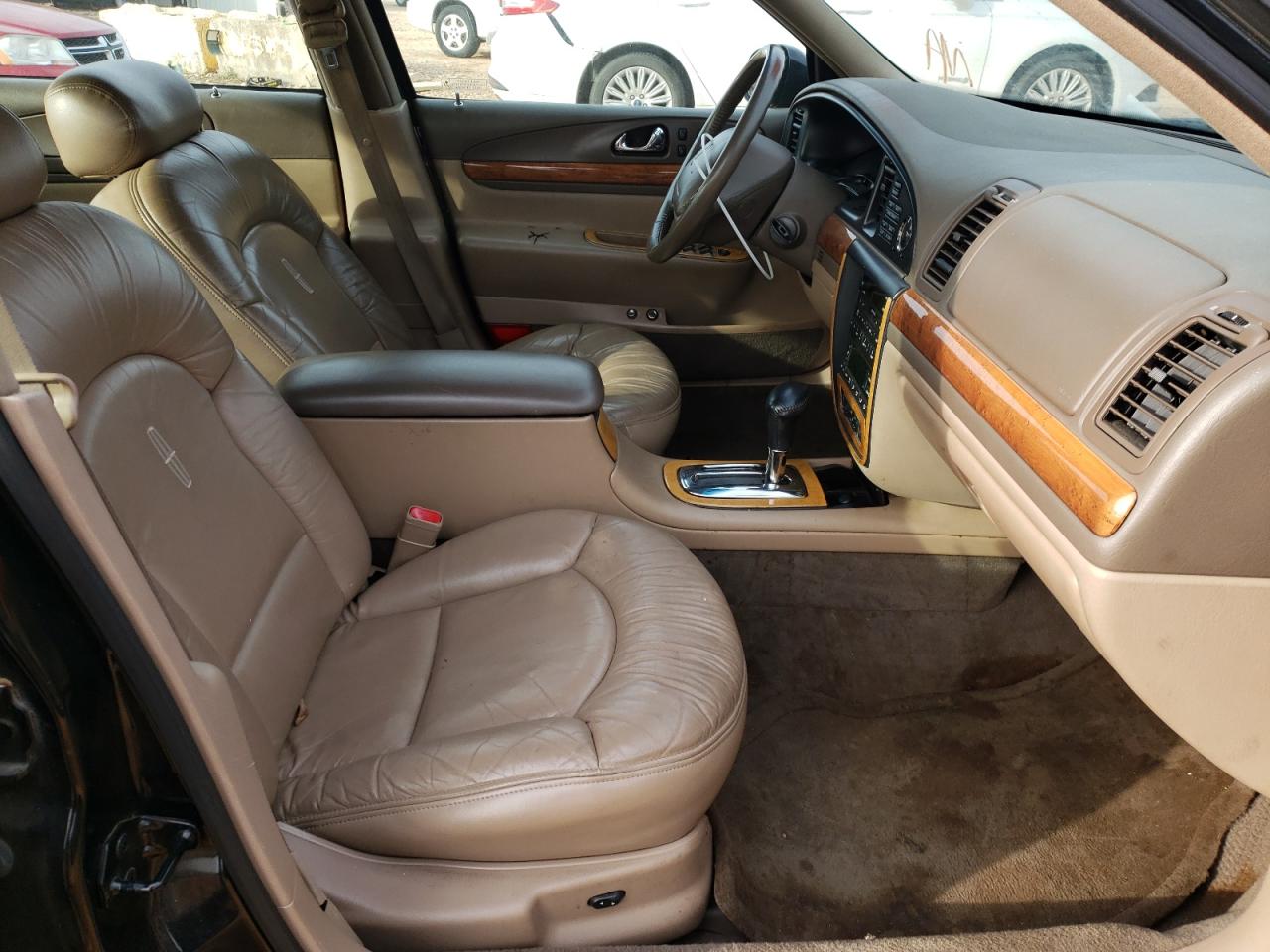 Photo 5 from auction – 1998 LINCOLN CONTINENTA with VIN 1LNFM97V0WY739329
