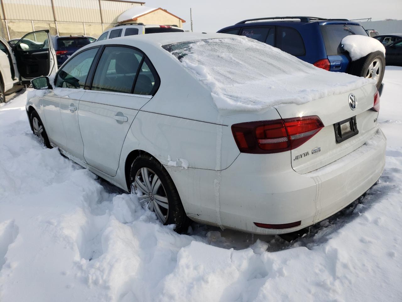 Photo 3 from auction – 2017 VOLKSWAGEN JETTA S with VIN 3VW2B7AJXHM344458