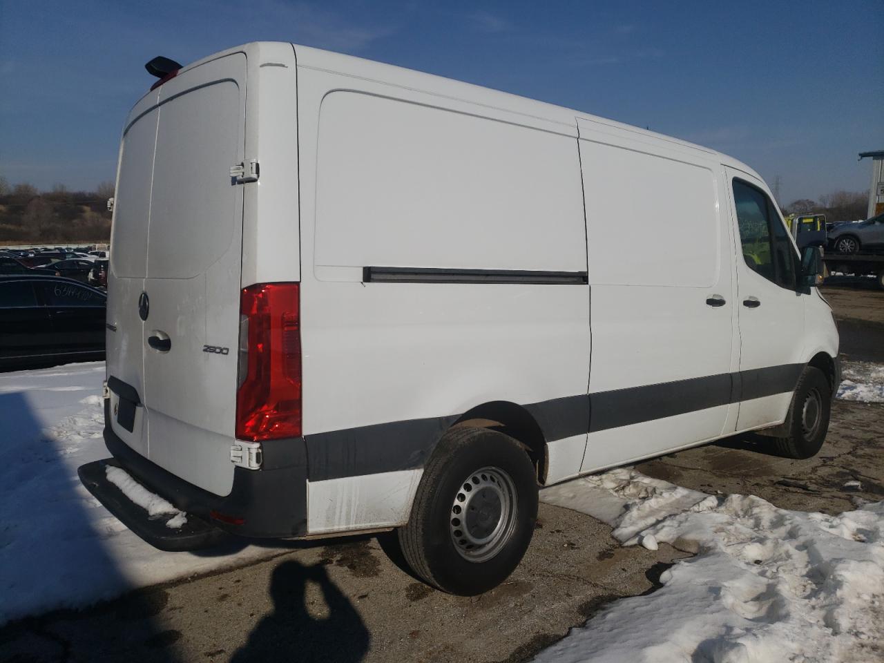 Photo 4 from auction – 2019 MERCEDES-BENZ SPRINTER 2 with VIN WD3PF0CD9KT003809