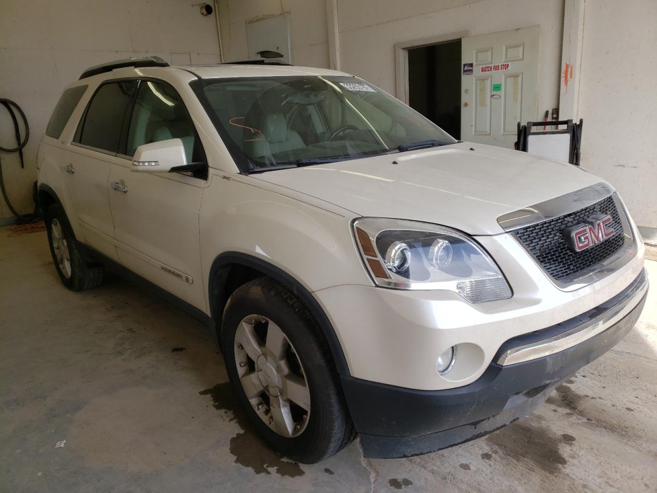 GMC ACADIA SLT 2008 with VIN 1GKEV33788J243258 - Photo from auction