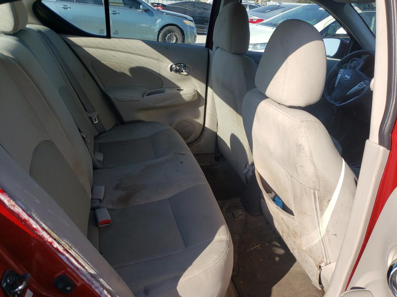 Photo 6 from auction – 2015 NISSAN VERSA S with VIN 3N1CN7AP3FL812491