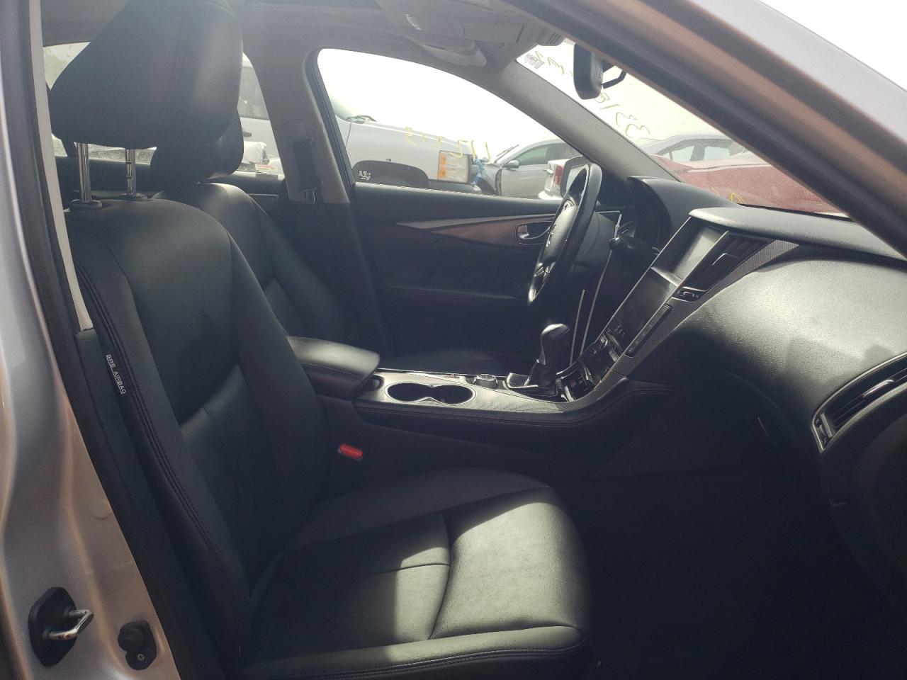 Photo 5 from auction – 2015 INFINITI Q50 BASE with VIN JN1BV7AR5FM413049