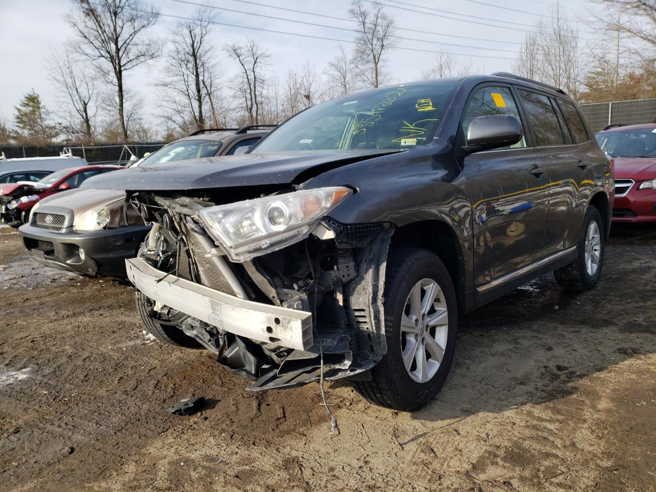 Photo 2 from auction – 2012 TOYOTA HIGHLANDER with VIN 5TDBK3EH2CS112917