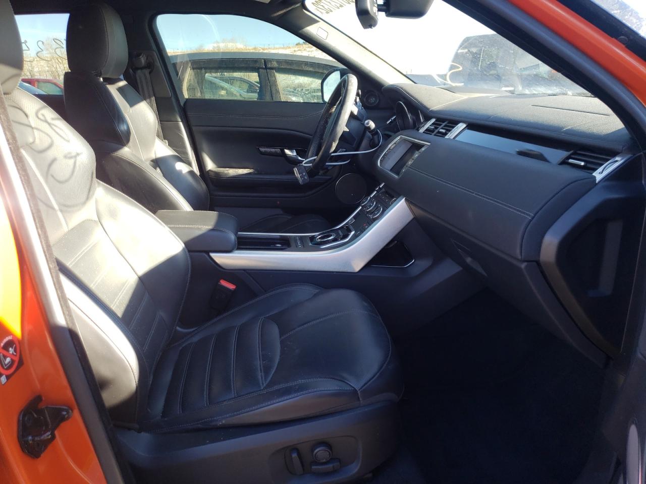 Photo 5 from auction – 2016 LAND ROVER RANGE ROVE with VIN SALVD2BG2GH144976