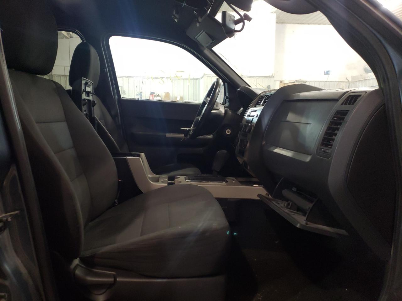 Photo 5 from auction – 2012 FORD ESCAPE XLT with VIN 1FMCU0D75CKB57469