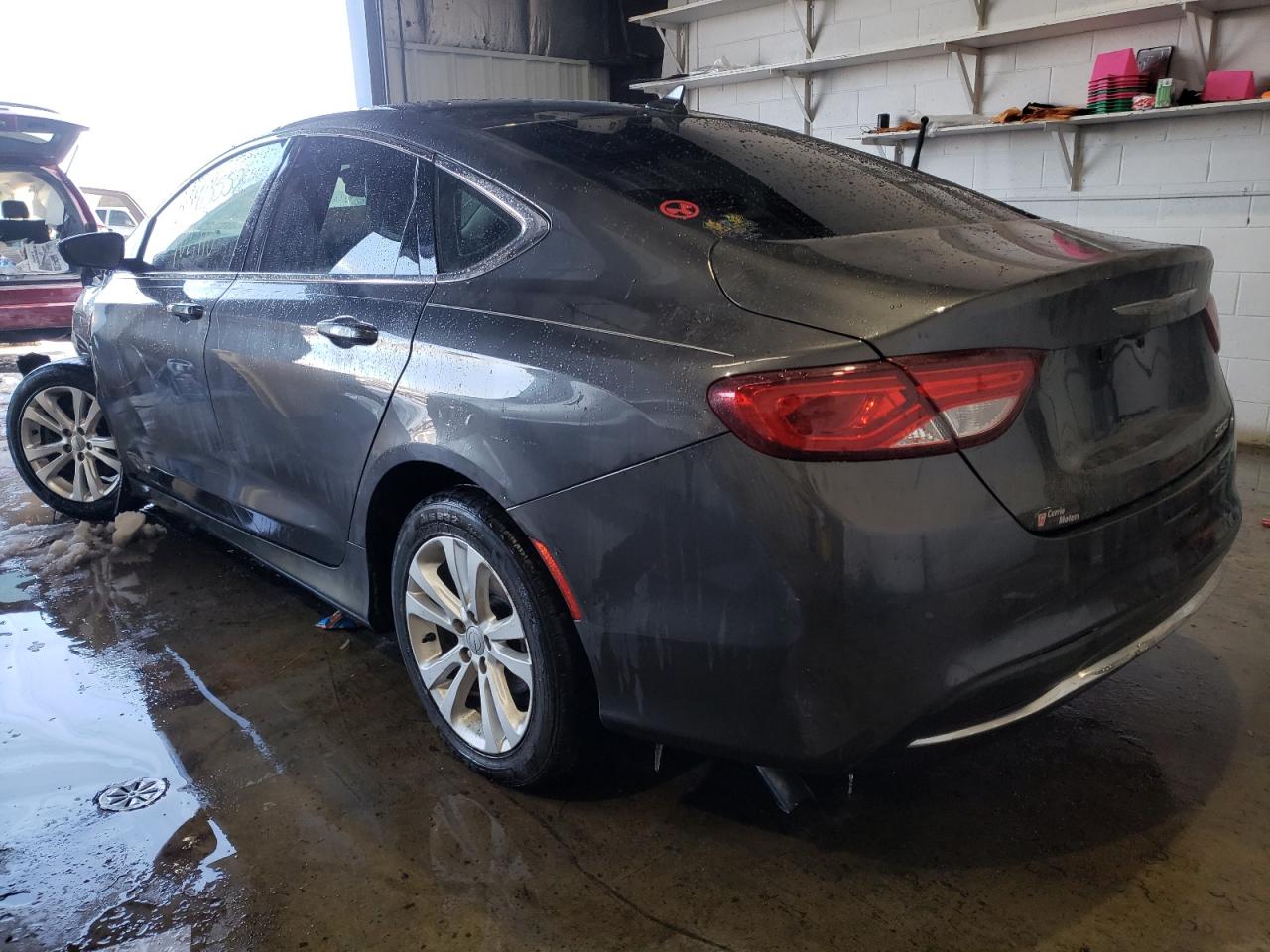 Photo 3 from auction – 2016 CHRYSLER 200 LIMITE with VIN 1C3CCCAB7GN176096