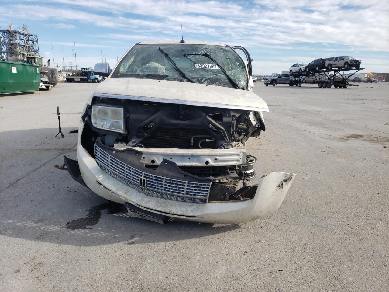 Photo 9 from auction – 2008 LINCOLN MKX with VIN 2LMDU68C78BJ09007