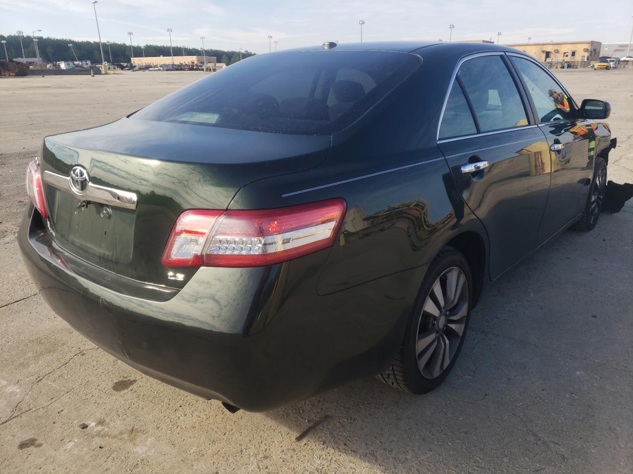 Photo 4 from auction – 2010 TOYOTA CAMRY BASE with VIN 4T1BF3EK1AU574132