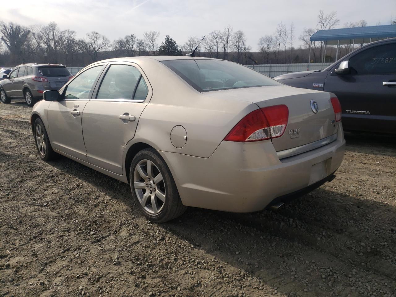 Photo 3 from auction – 2010 MERCURY MILAN with VIN 3MEHM0JG1AR658607