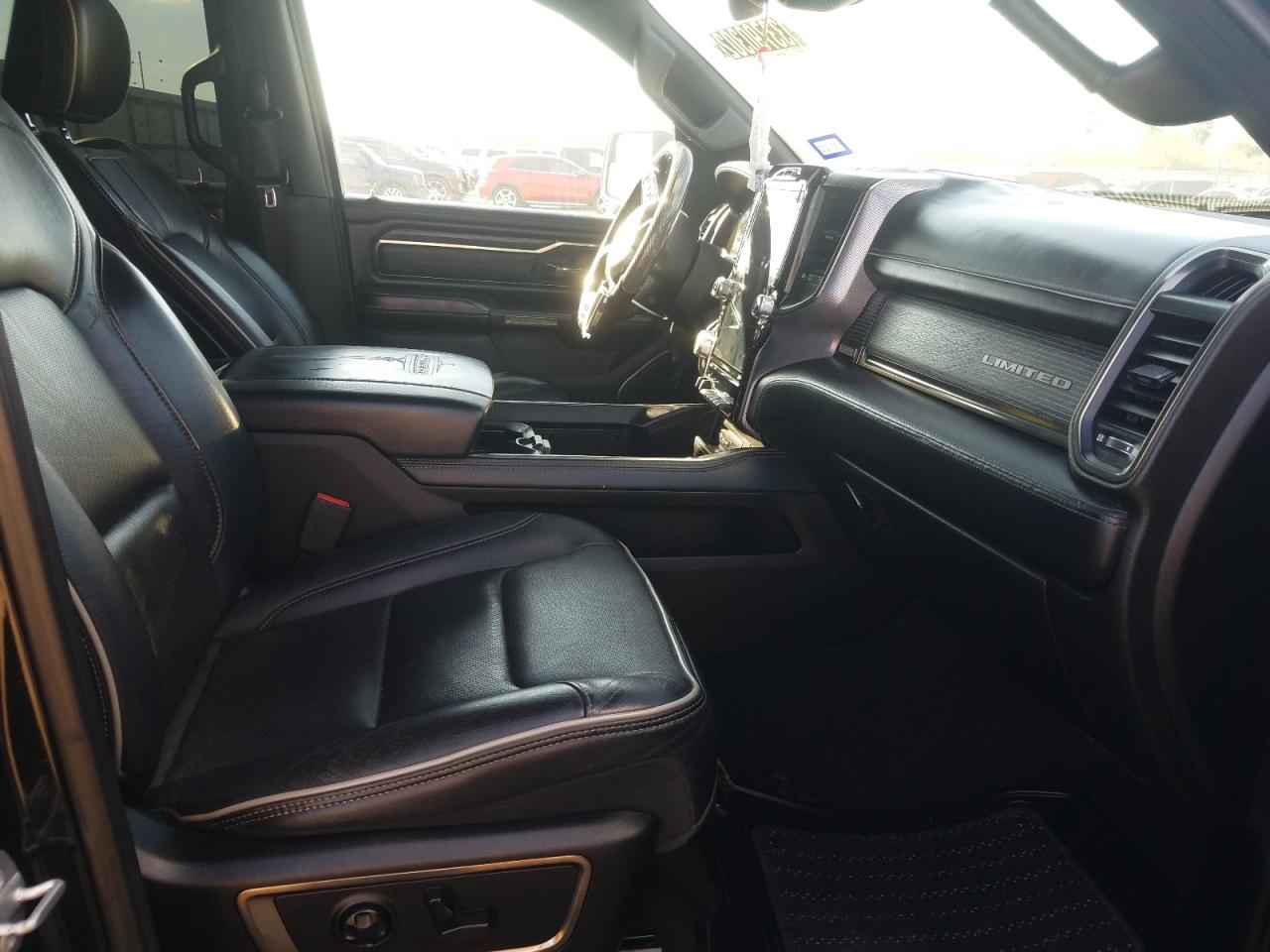 Photo 5 from auction – 2019 RAM 1500 LIMIT with VIN 1C6SRFHTXKN513656