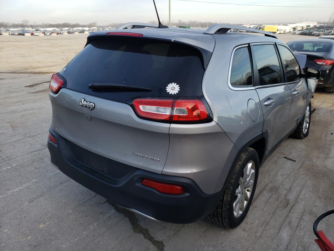 Photo 4 from auction – 2015 JEEP CHEROKEE L with VIN 1C4PJLDB9FW643199