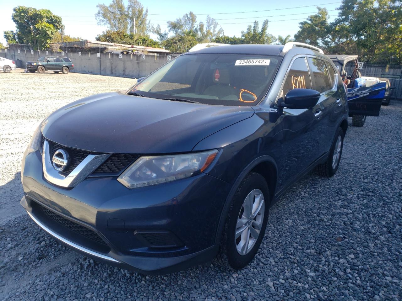 Photo 2 from auction – 2016 NISSAN ROGUE S with VIN KNMAT2MV0GP636626