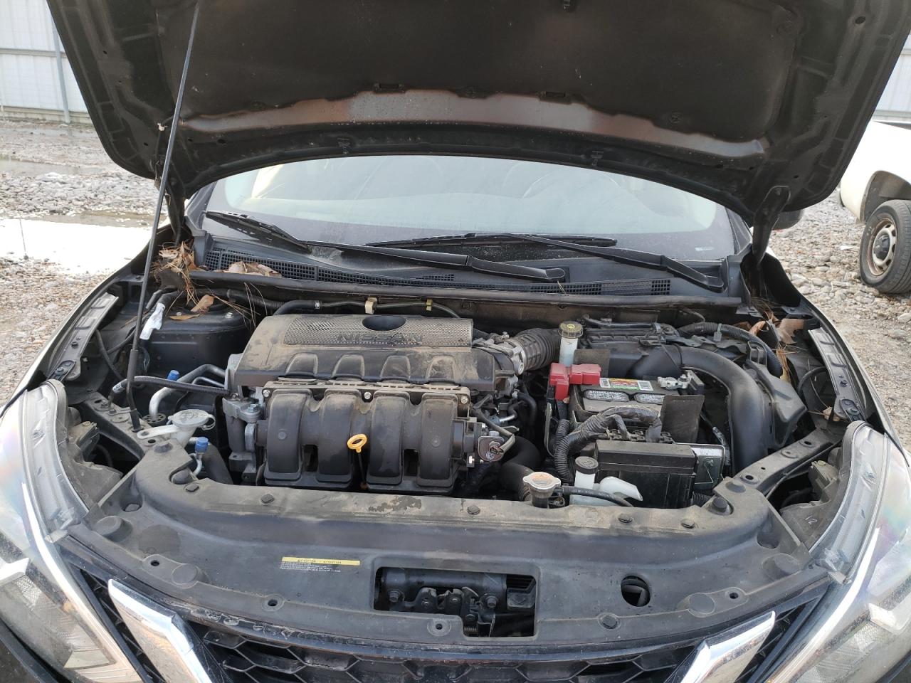 Photo 7 from auction – 2017 NISSAN SENTRA S with VIN 3N1AB7AP1HL651996