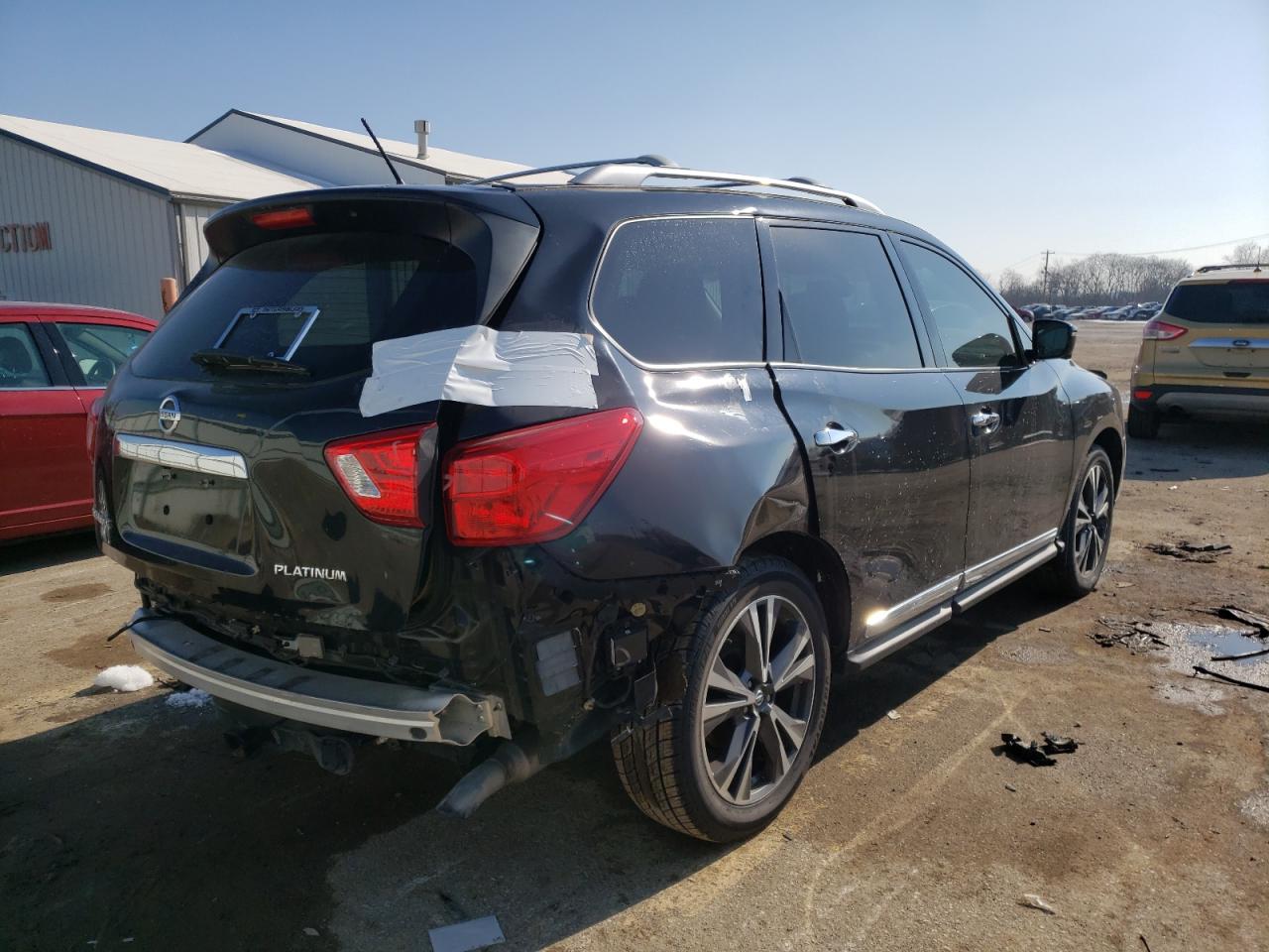 Photo 4 from auction – 2017 NISSAN PATHFINDER with VIN 5N1DR2MN3HC617486