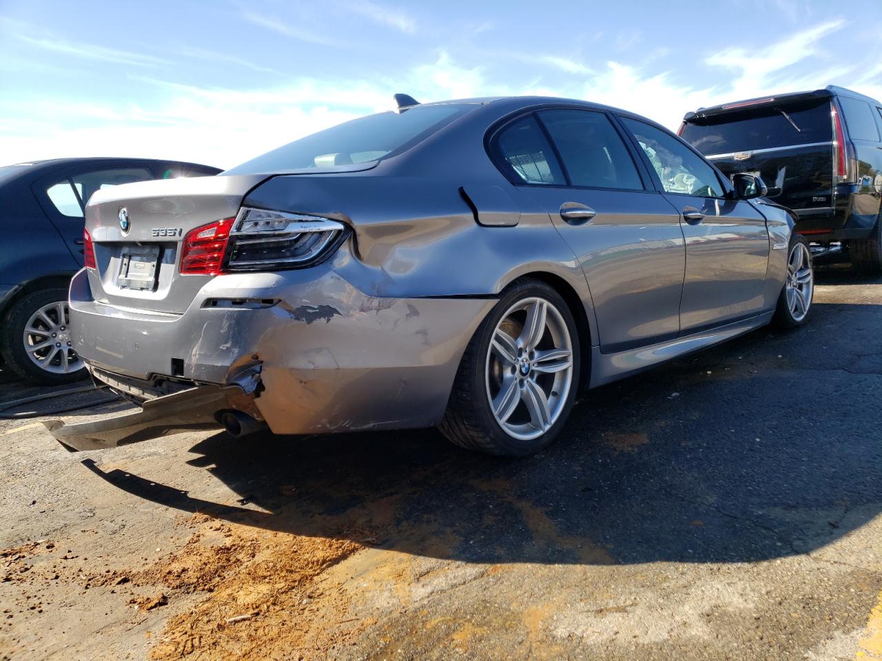 Photo 4 from auction – 2016 BMW 535 I with VIN WBA5B1C52GG133323