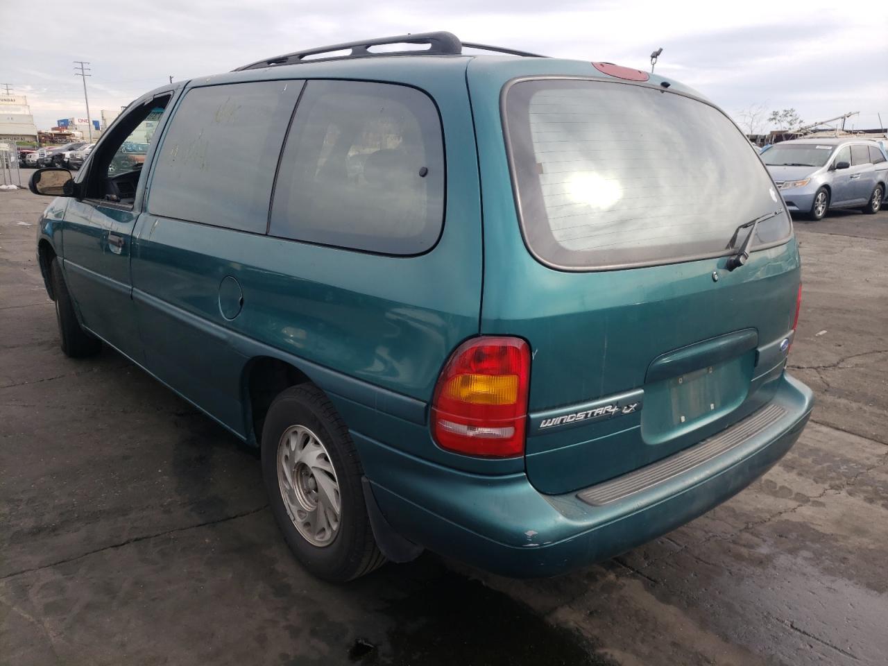 Photo 3 from auction – 1996 FORD WINDSTAR W with VIN 2FMDA5144TBA57507