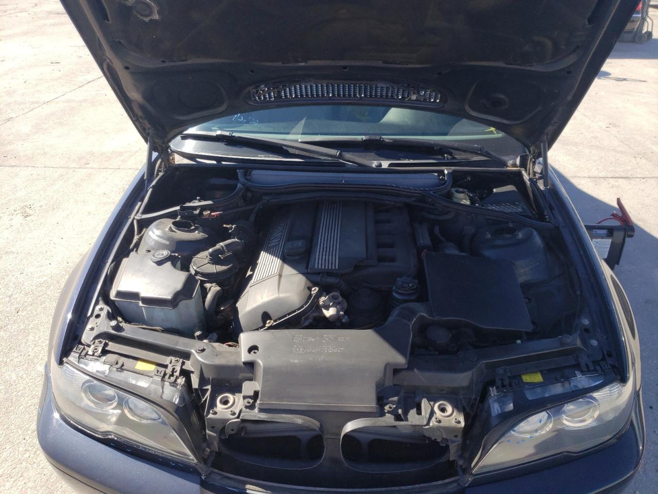 Photo 7 from auction – 2004 BMW 325 CI with VIN WBABW33414PG97313