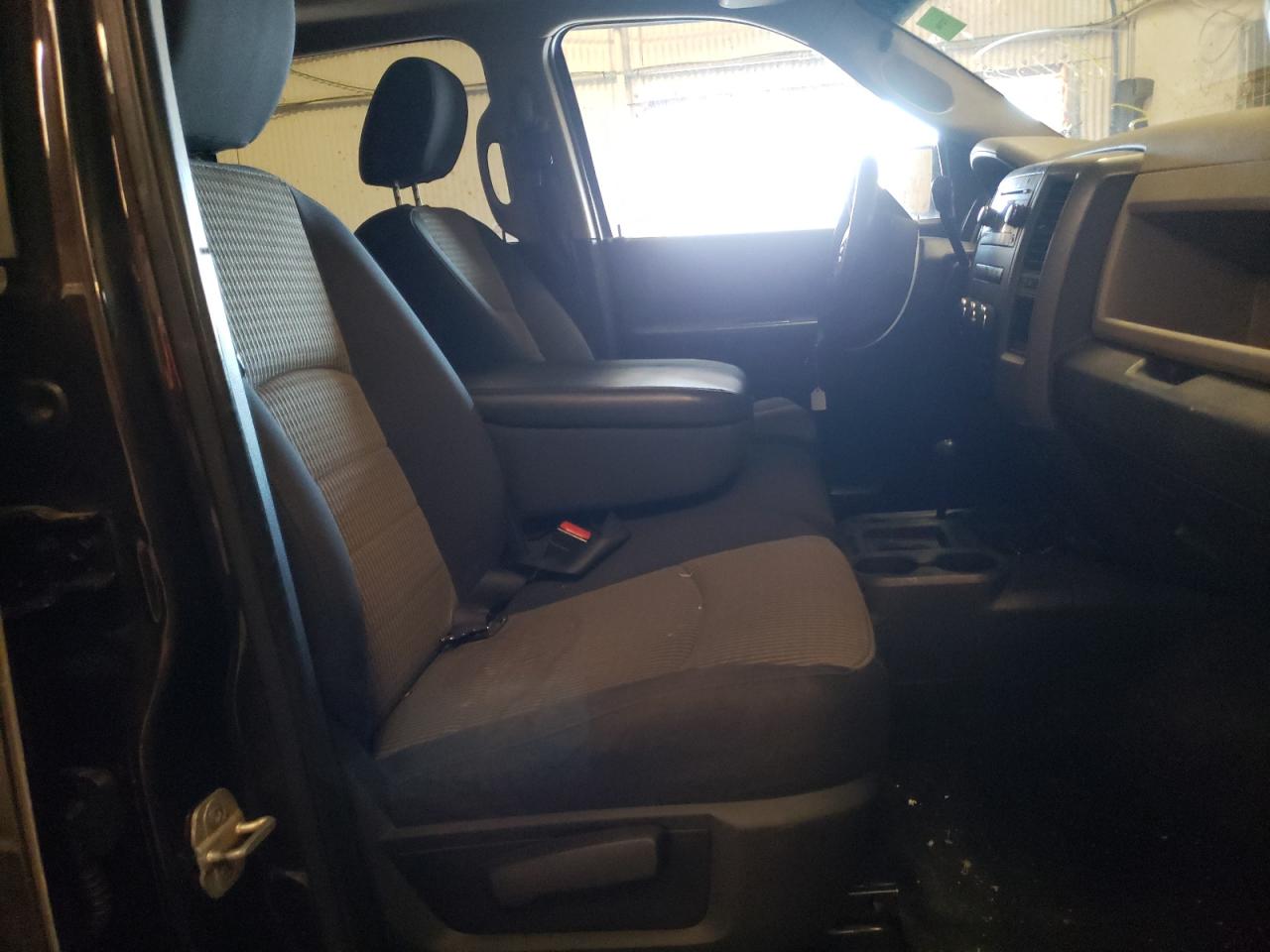 Photo 5 from auction – 2010 DODGE RAM 2500 with VIN 3D7UT2CL0AG189018